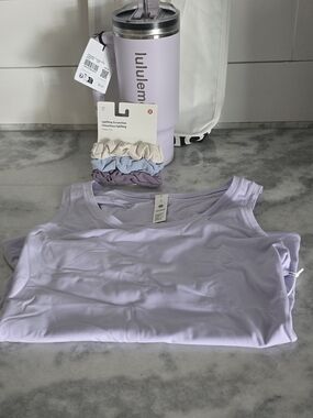 lululemon Wundermost Lavender Scoop Neck Tank Size 4, 40oz Tumbler & Scrunchies